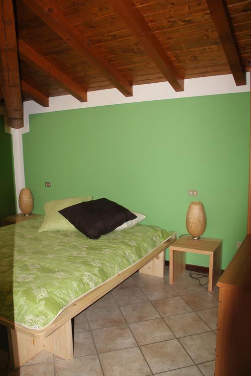 Veranda Beach Apartment Pianello Del Lario الغرفة الصورة