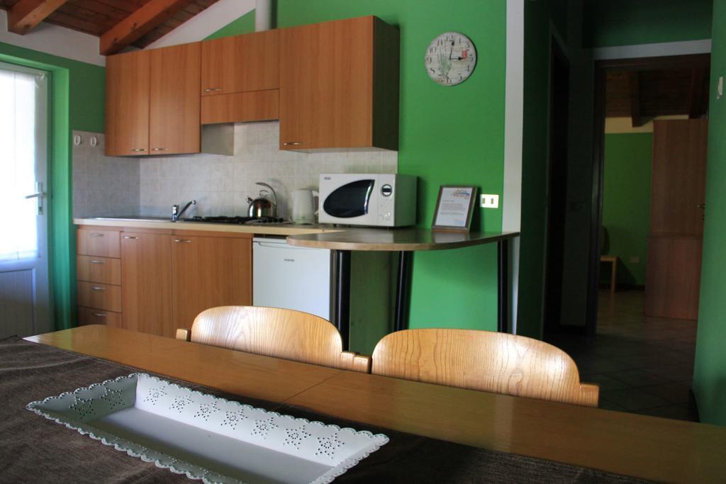 Veranda Beach Apartment Pianello Del Lario الغرفة الصورة