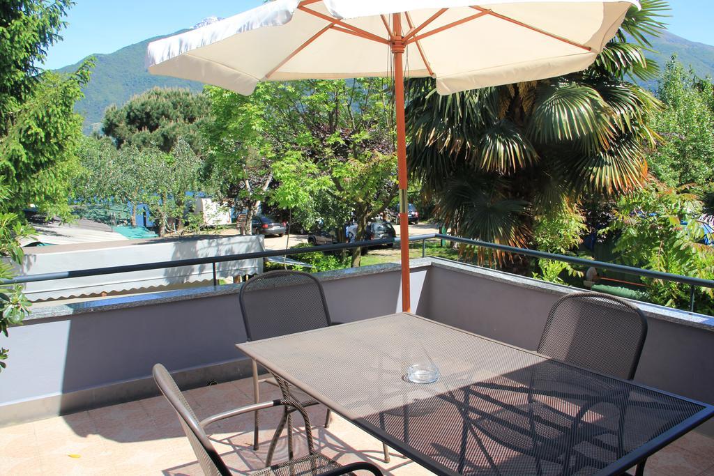 Veranda Beach Apartment Pianello Del Lario الغرفة الصورة